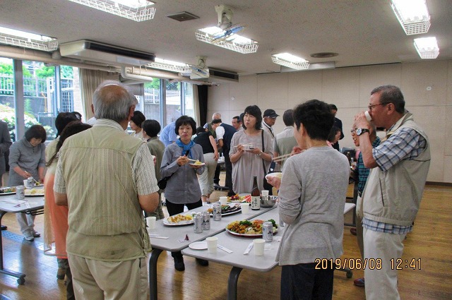 総会後の懇親会